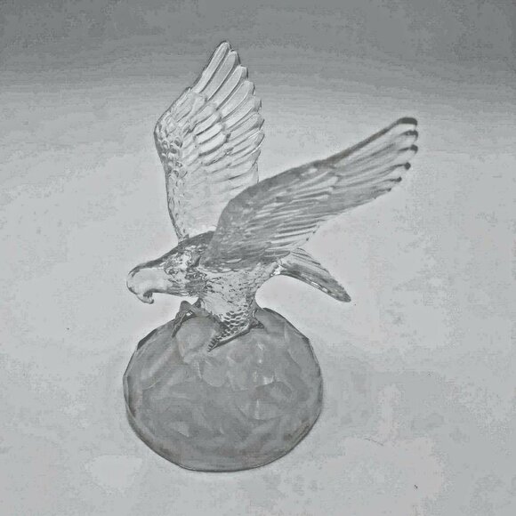 Cristal d'Arque Lead Crystal Bald Eagle Figurine 7.5 x 4.75 inch Made in France - Picture 5 of 9